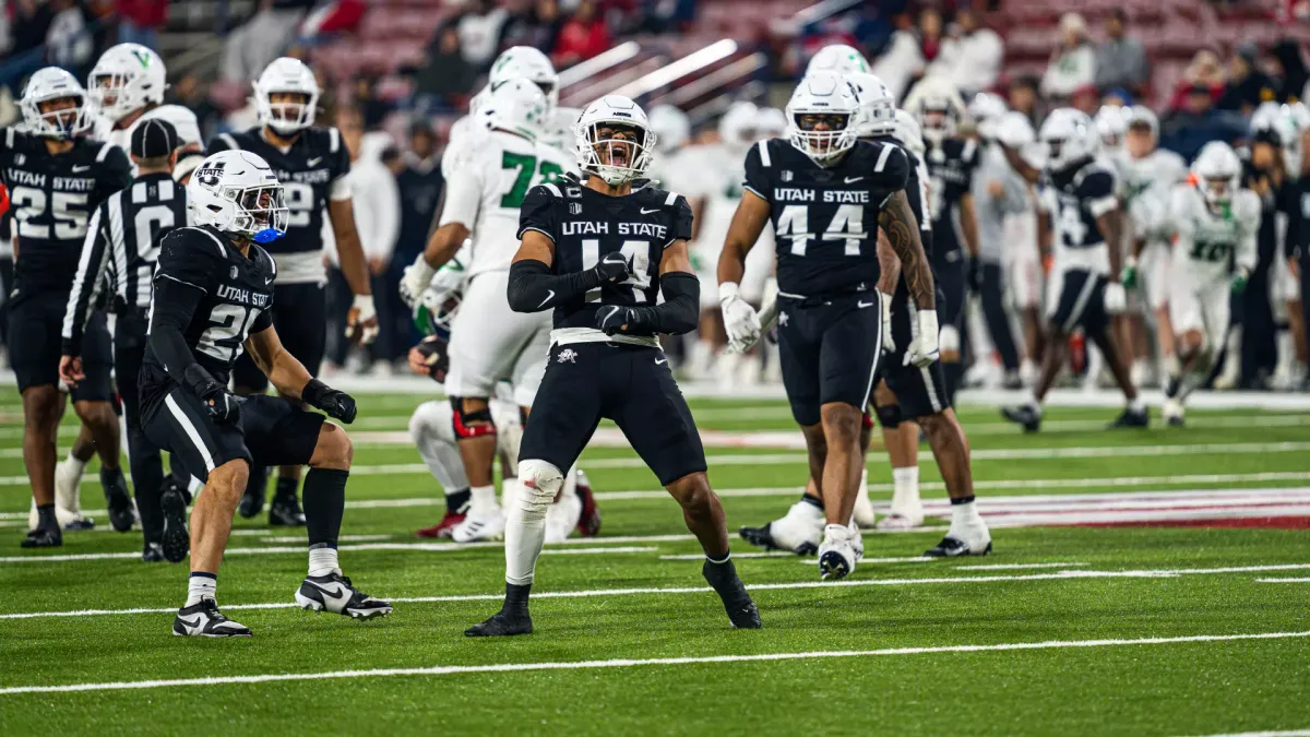 Cover Story: Aggies Snag Bowl Eligibility With Dominant Half At Fresno State