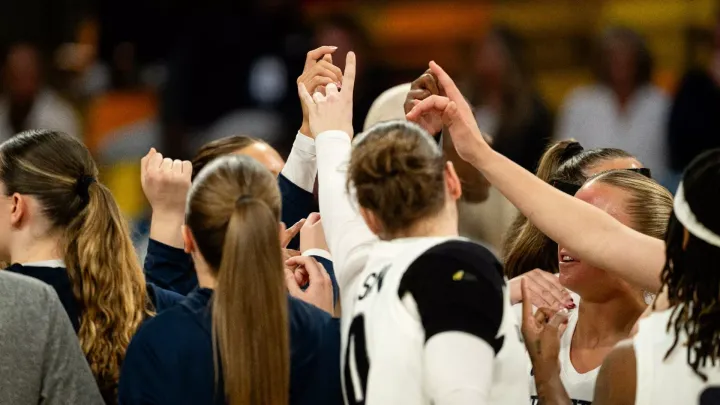 WBB Preview: Utah State Visits Boise For Bronco Senior Day