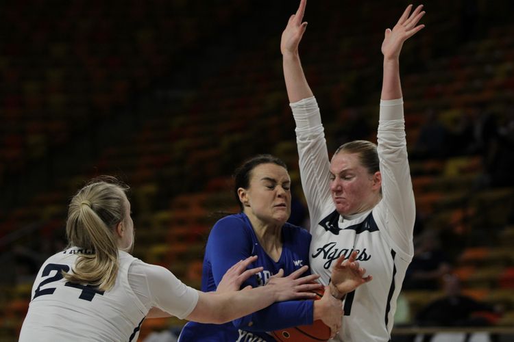 WBB Preview: Utah State Travels To Play Struggling LMU Side