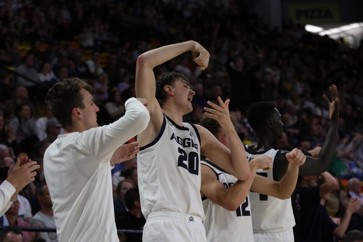 MBB Game Notebook: Utah State Subdues Pesky Marshall Side