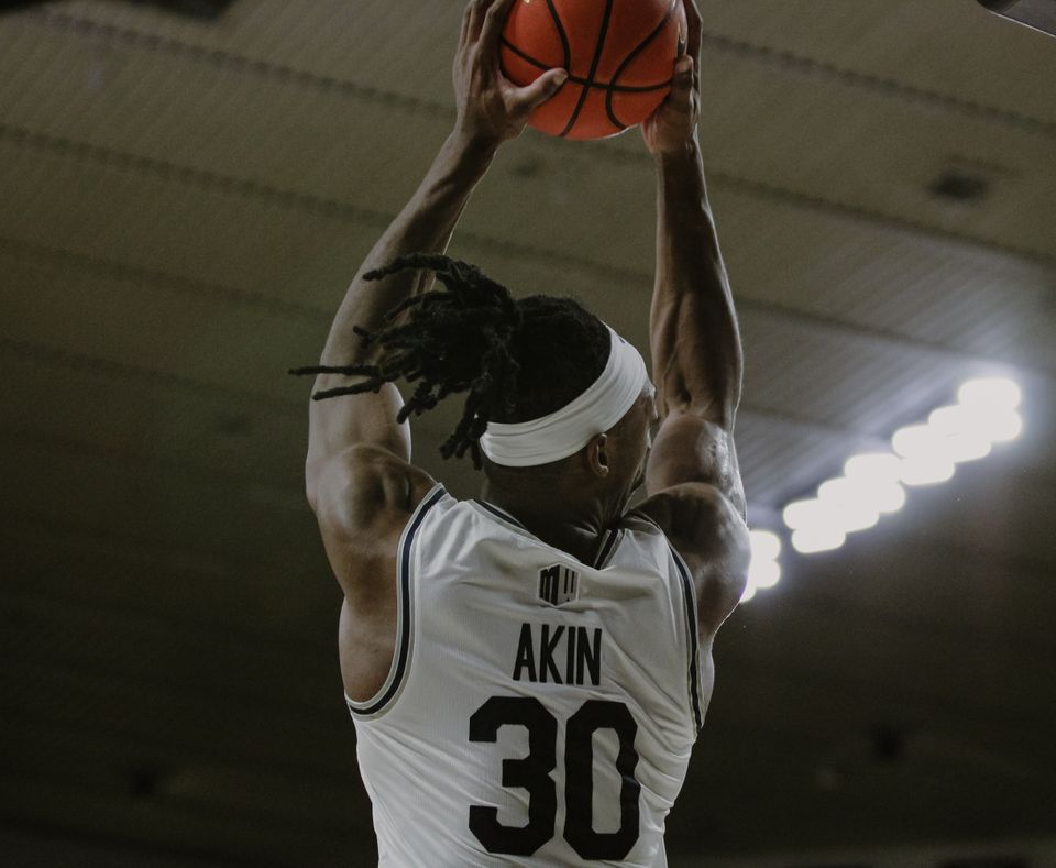 Photos: Utah State MBB vs. Utah Valley